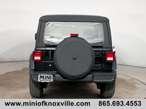 Used 2020 Jeep Wrangler Sport image 4