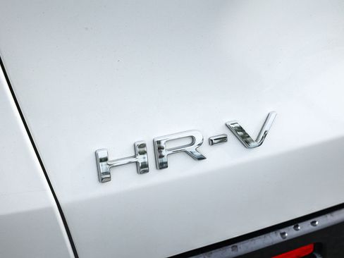 Certified 2023 Honda HR-V EX-L image 9