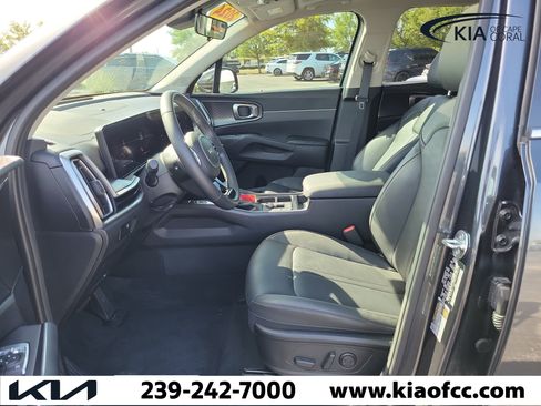Certified 2024 Kia Sorento S w/ Panoramic Sunroof Package image 20