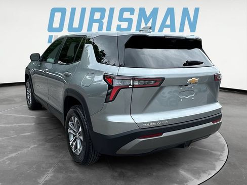 Used 2026 Chevrolet Equinox LT w/ Convenience Package II AWD/4WD image 4