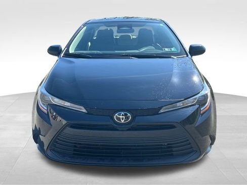 Used 2024 Toyota Corolla LE image 9
