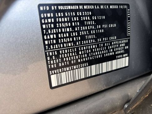 Used 2026 Volkswagen Tiguan SE AWD/4WD image 31