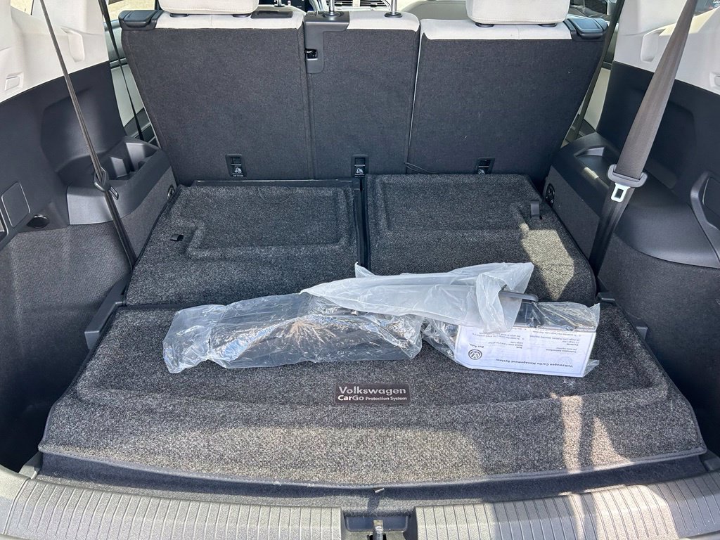 Used 2022 Volkswagen Tiguan S FWD image 47