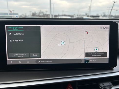 Used 2024 Kia Sorento S image 12