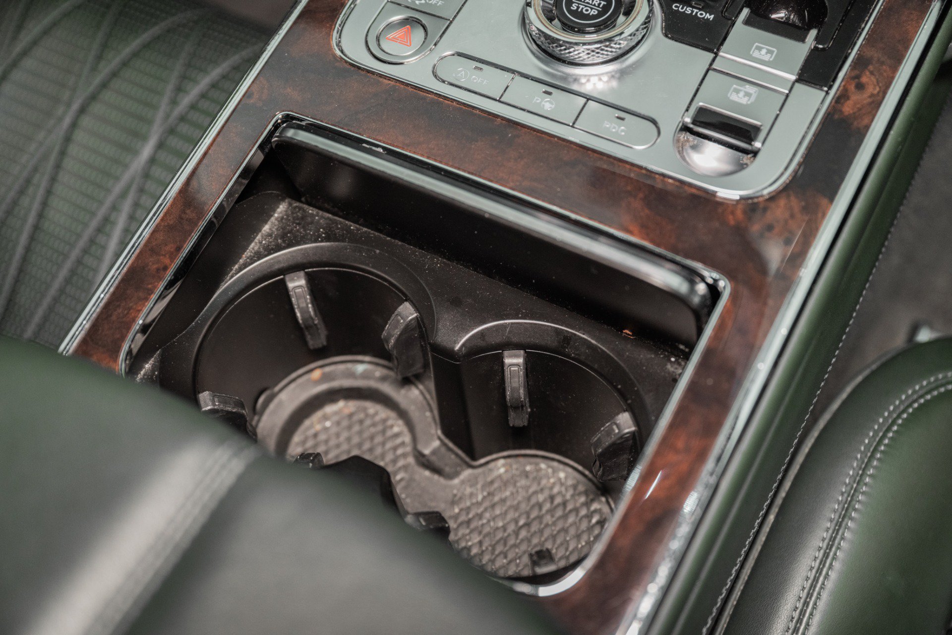 Certified 2022 Bentley Flying Spur V8 AWD/4WD image 48