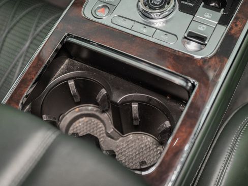 Certified 2022 Bentley Flying Spur V8 image 48