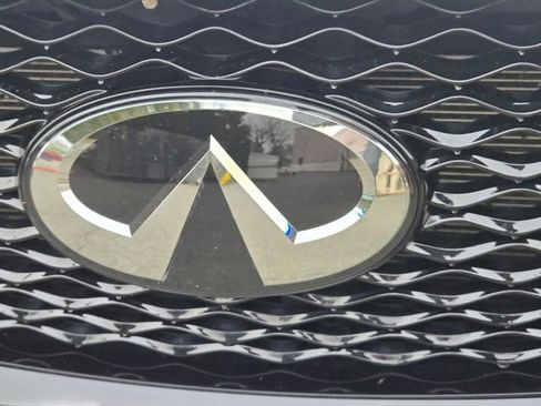 Used 2022 INFINITI QX50 Luxe w/ Appearance Package image 30
