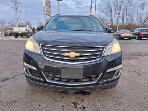 Used 2014 Chevrolet Traverse LT w/ All-Star Edition FWD image 2