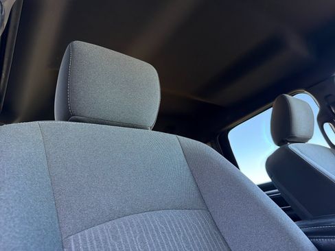 Used 2024 RAM 1500 Warlock RWD image 16