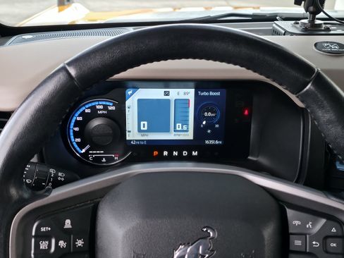 Used 2022 Ford Bronco Wildtrak image 29