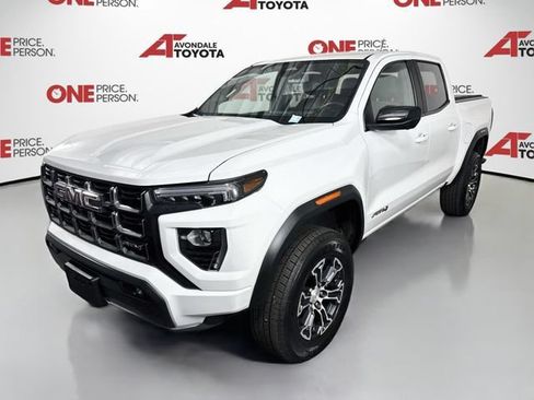 Used 2023 GMC Canyon AT4 w/ AT4 Premium Package AWD/4WD image 3
