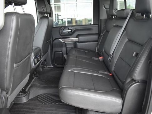 Used 2021 Chevrolet Silverado 2500 LTZ AWD/4WD image 15
