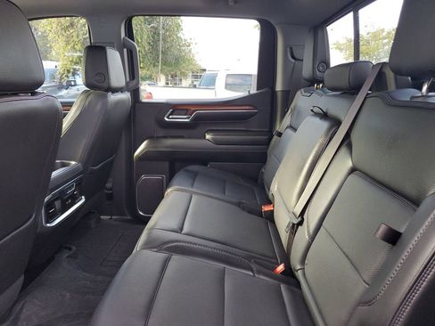 Used 2023 GMC Sierra 1500 Denali w/ Denali Reserve Package AWD/4WD image 11