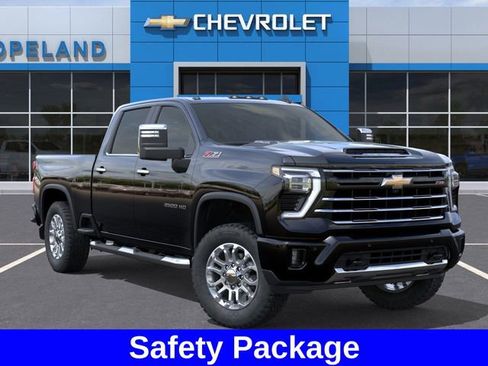 New 2026 Chevrolet Silverado 2500 LT w/ Z71 Chrome Sport Edition AWD/4WD image 9