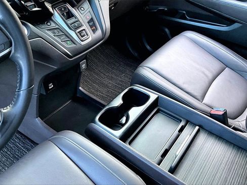 Used 2023 Honda Odyssey EX-L image 14