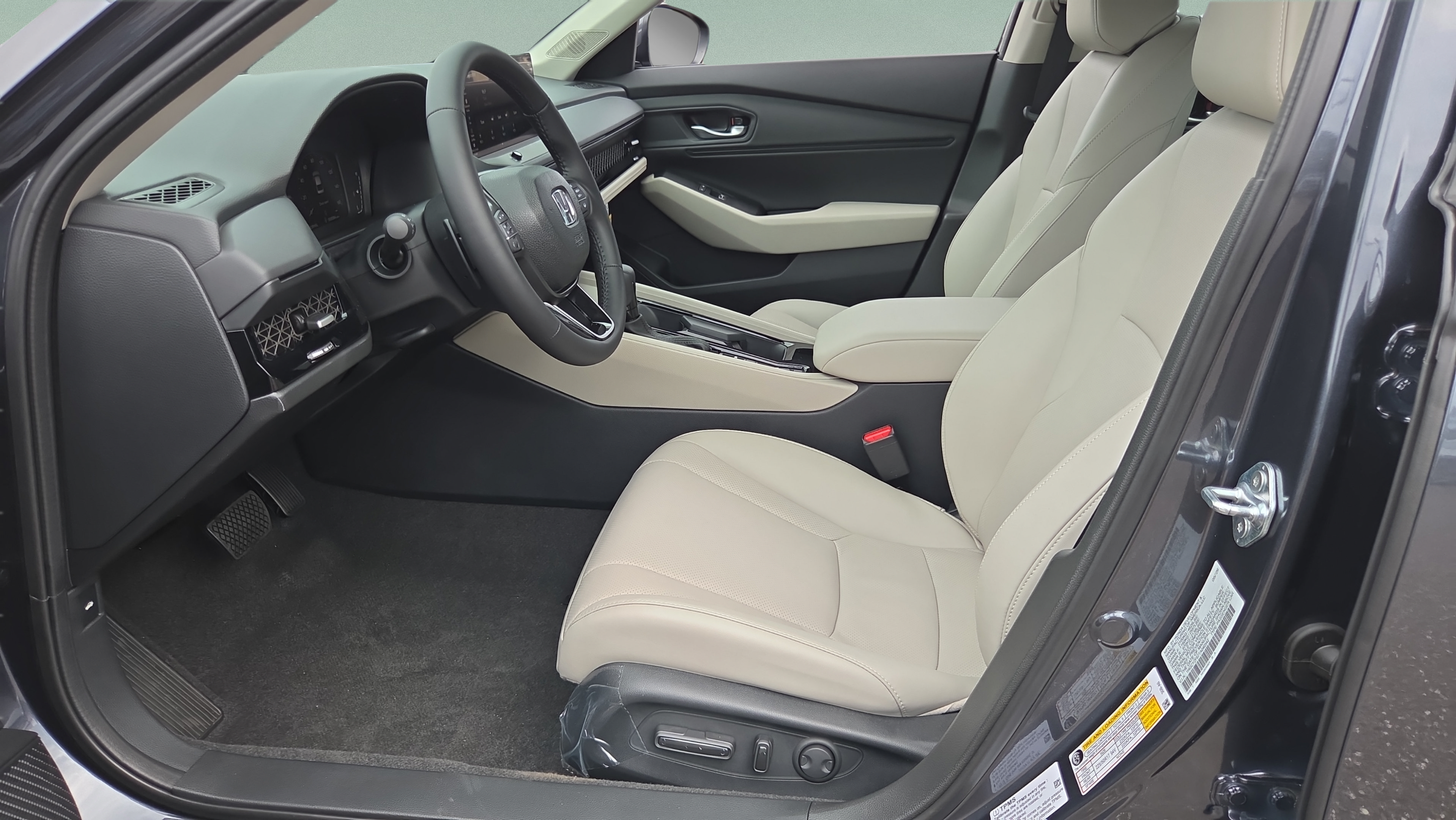 New 2026 Honda Accord LX image 9