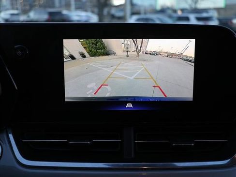 Used 2024 Chevrolet Trax LT w/ Driver Confidence Package image 24