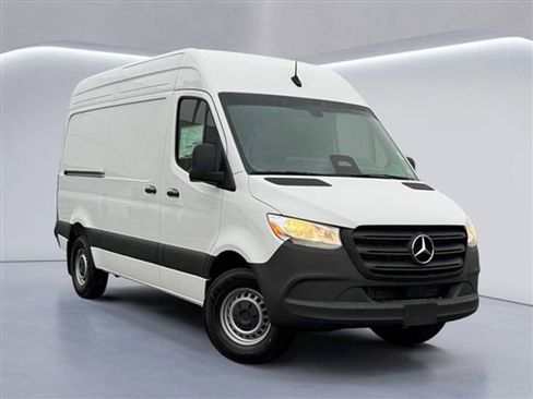 New 2025 Mercedes-Benz Sprinter 2500 image 2