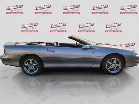 Used 2000 Chevrolet Camaro Z28 w/ SS Performance/Appearance Pkg RWD image 6