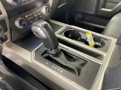 Used 2019 Ford F150 Lariat w/ Equipment Group 502A Luxury image 23