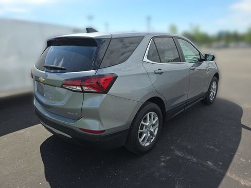 Used 2024 Chevrolet Equinox LT AWD/4WD image 3