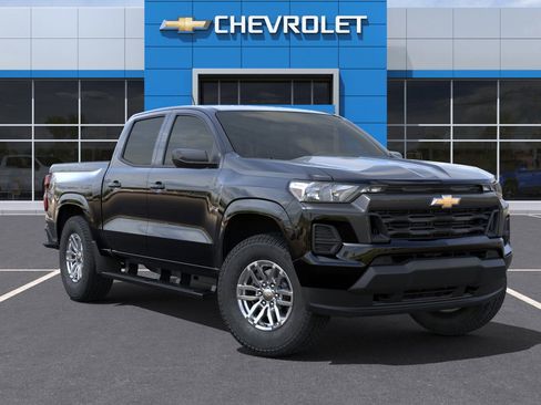 New 2025 Chevrolet Colorado LT image 7