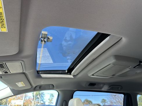 Used 2018 Honda Odyssey Touring image 22