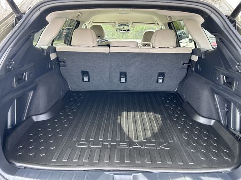 Used 2021 Subaru Outback Premium w/ Popular Package #1 image 26