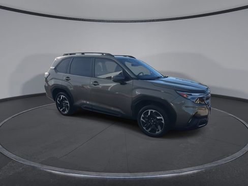 Certified 2025 Subaru Forester Limited image 2