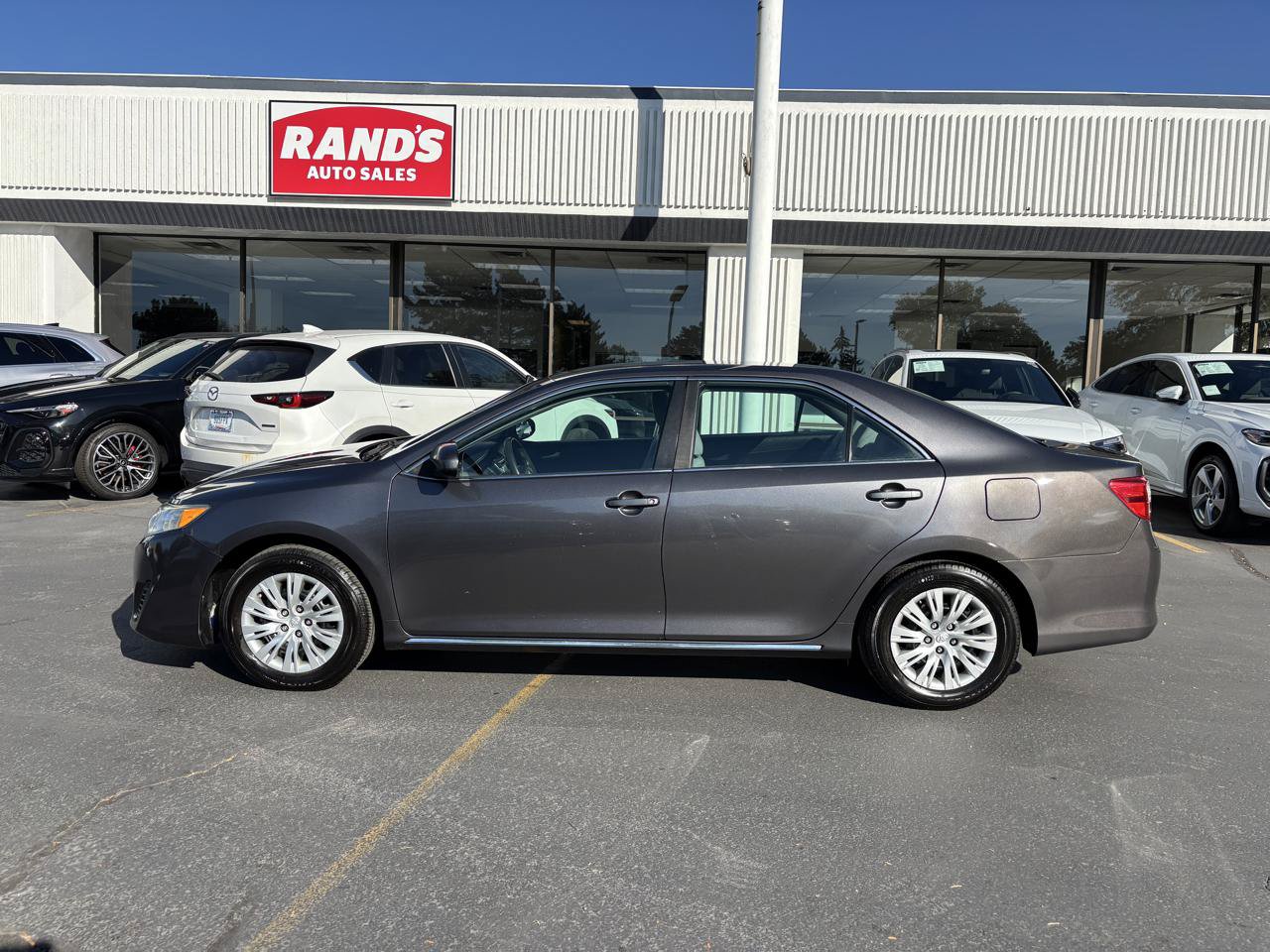 Used 2014 Toyota Camry LE w/ Fleet Convenience Package FWD image 14