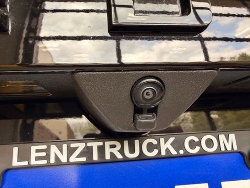 Used 2025 Ford Expedition Platinum w/ Stealth Appearance Package AWD/4WD image 7