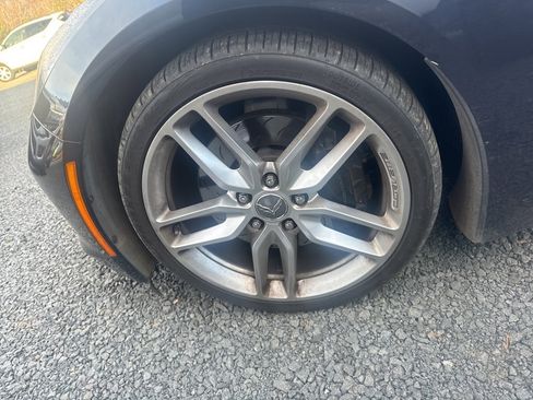 Used 2016 Chevrolet Corvette Stingray Coupe w/ Battery Protection Package image 21