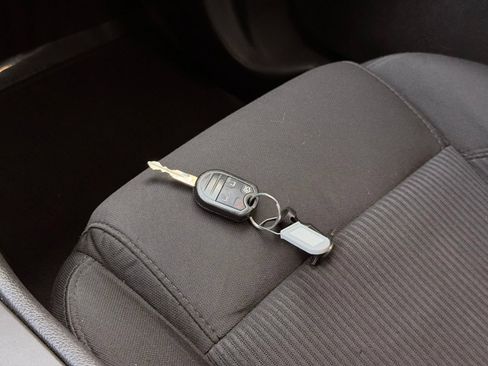 Used 2012 Ford Mustang Coupe RWD image 30