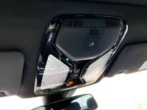 Used 2023 BMW i4 eDrive40 w/ Premium Package image 30