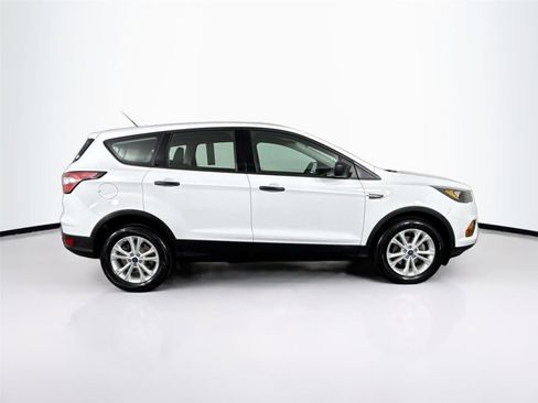 Used 2018 Ford Escape S image 9