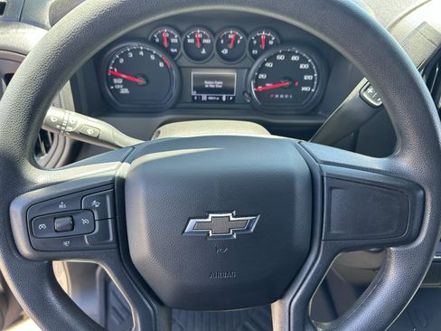 Used 2022 Chevrolet Silverado 1500 Custom Trail Boss AWD/4WD image 13