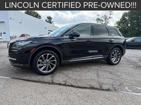 Used 2023 Lincoln Corsair AWD w/ Equipment Group 101A image 4