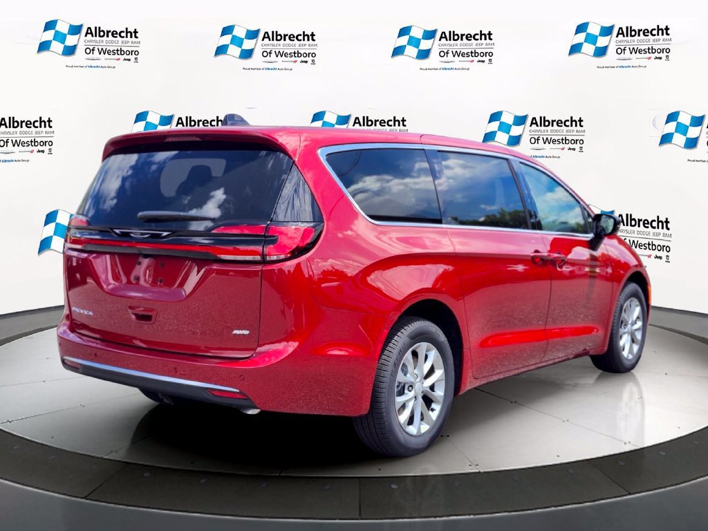 New 2027 Chrysler Pacifica Select AWD/4WD image 5