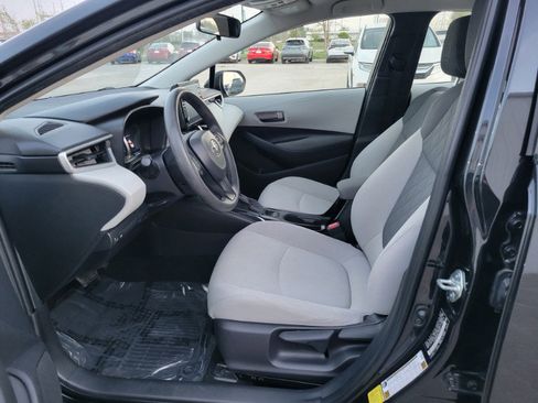 Used 2022 Toyota Corolla LE FWD image 19