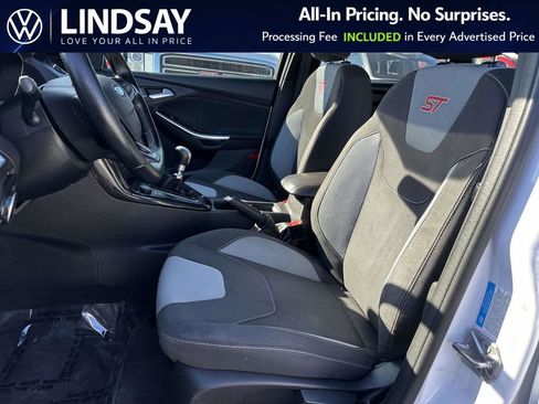 Used 2018 Ford Focus ST FWD image 11