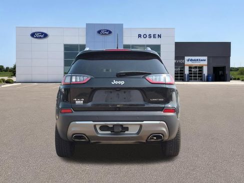Used 2019 Jeep Cherokee Limited w/ Technology Group AWD/4WD image 4