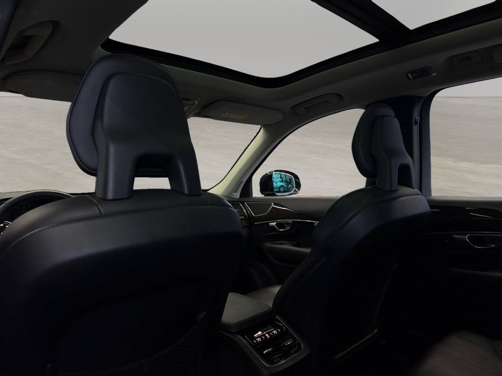 Used 2017 Volvo XC90 T6 Momentum AWD/4WD image 21