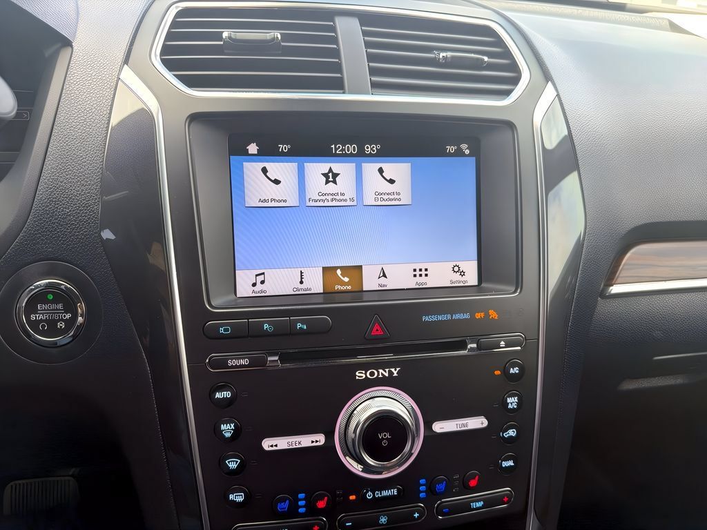 Used 2018 Ford Explorer Limited w/ Equipment Group 301A FWD image 16