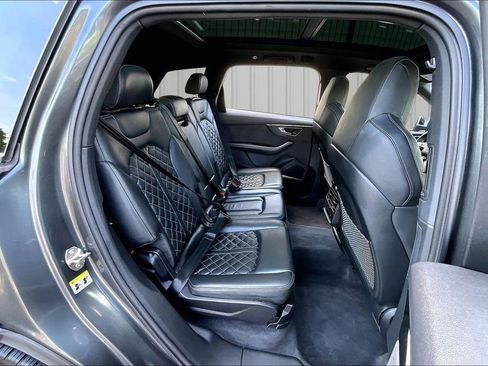 Used 2023 Audi SQ7 Premium Plus AWD/4WD image 25