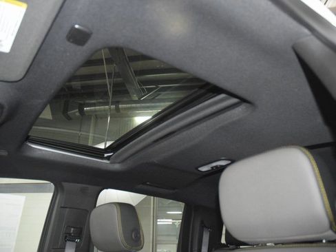 New 2026 Chevrolet Colorado ZR2 w/ Technology Package image 52