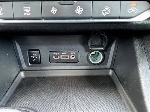 Used 2024 Nissan Sentra SV w/ All-Weather Package FWD image 19