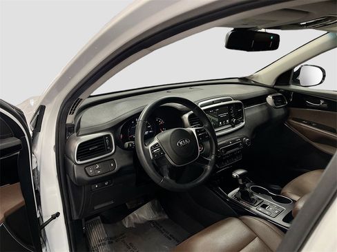 Used 2020 Kia Sorento SX image 9