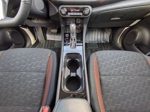 Used 2024 Nissan Kicks SR FWD image 23