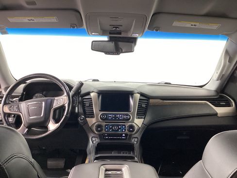 Used 2018 GMC Yukon XL Denali AWD/4WD image 28