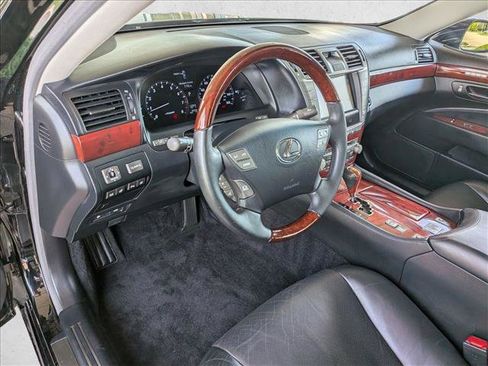 Used 2011 Lexus LS 460 AWD w/ Luxury Value Edition image 10